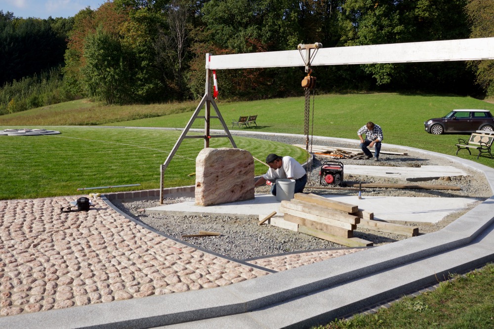 Verankerung des Erinnerungssteins