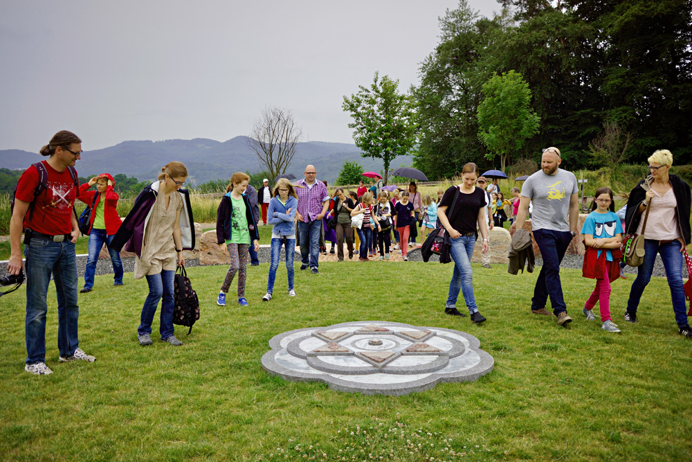 Eine Blüte des Schalom als Herzsymbol